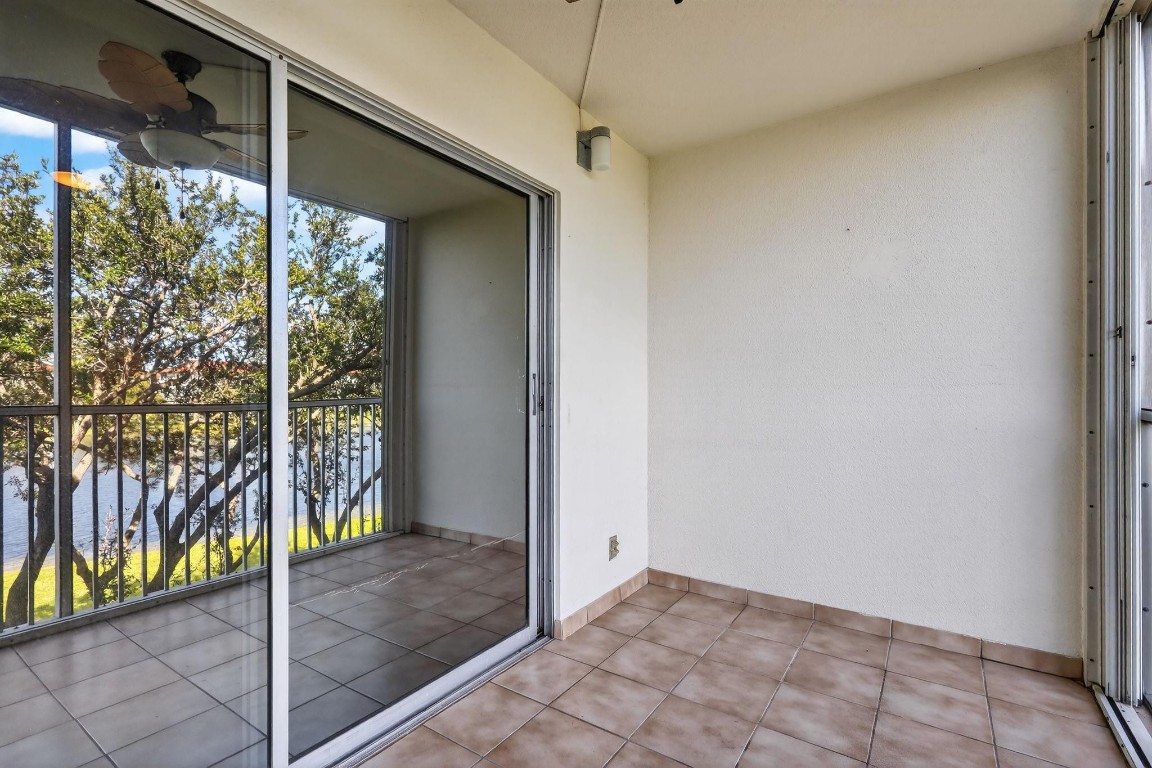 IVANHOE S - Residential