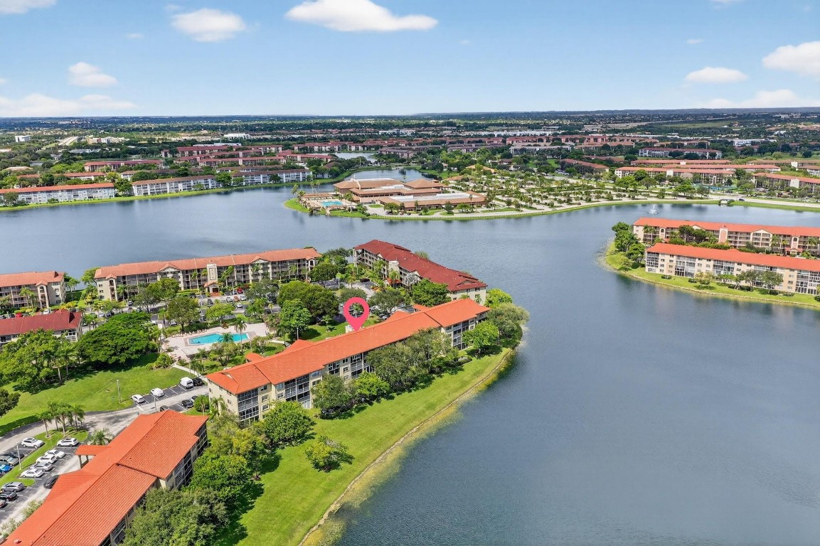 IVANHOE S - Residential