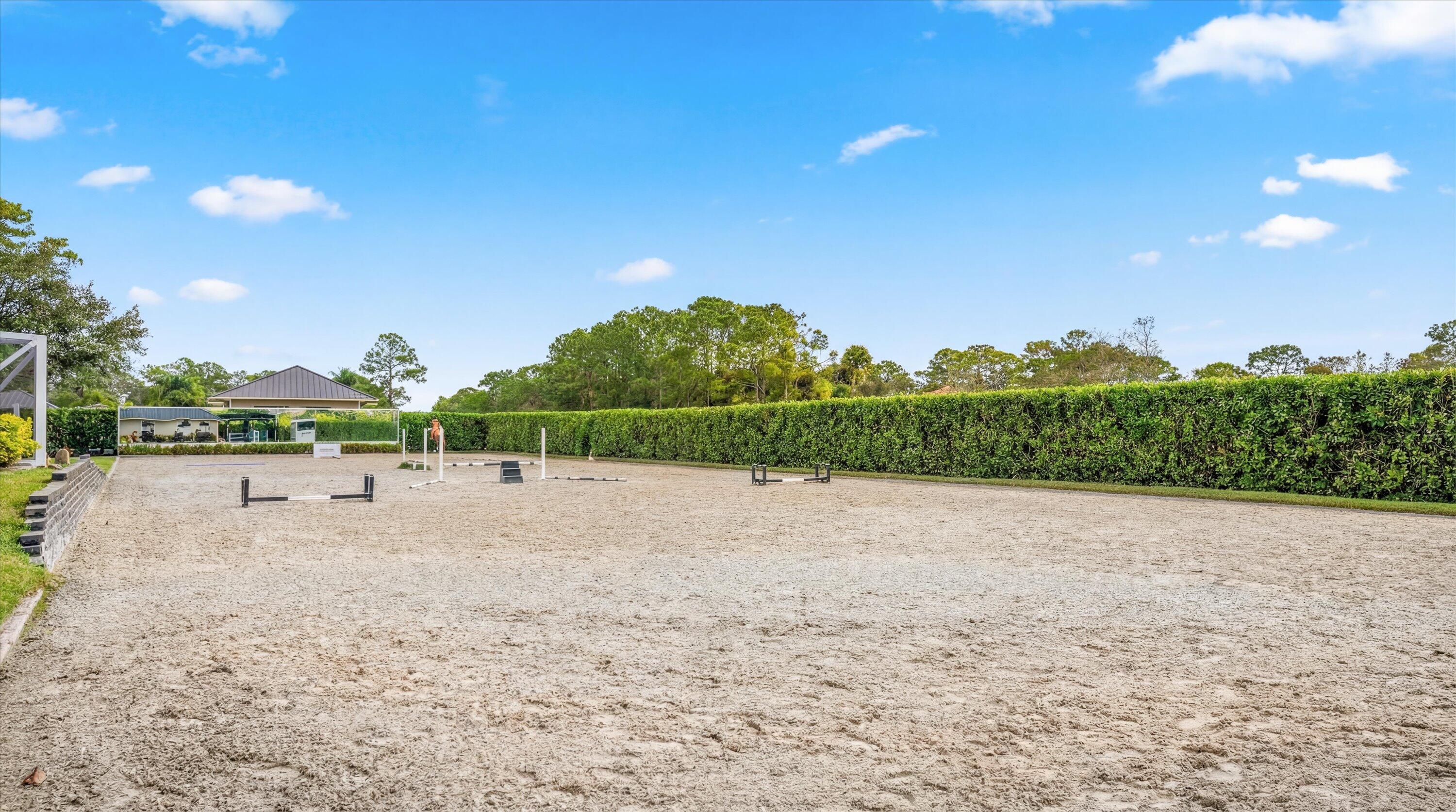 PADDOCK PARK 2 OF WELLINGTON - Residential