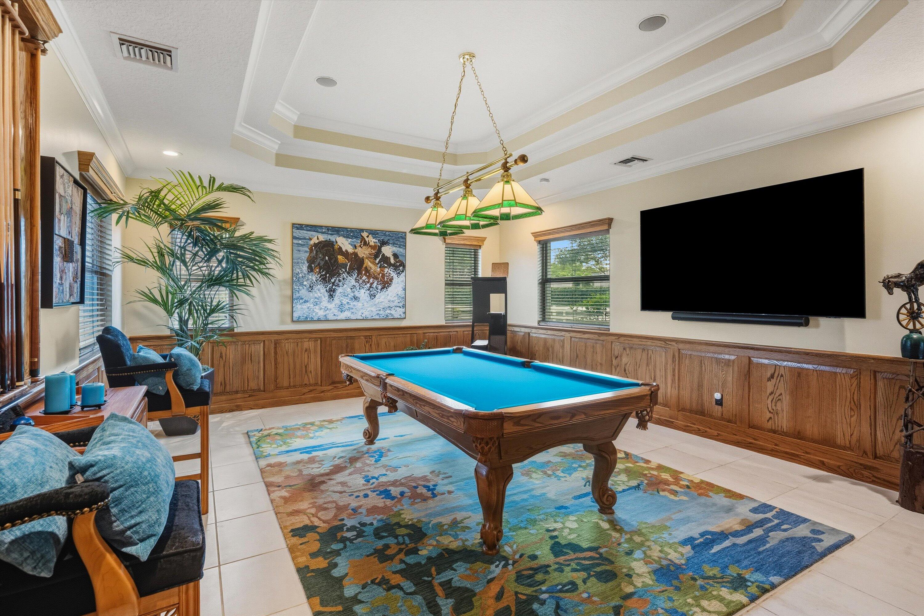 PADDOCK PARK 2 OF WELLINGTON - Residential