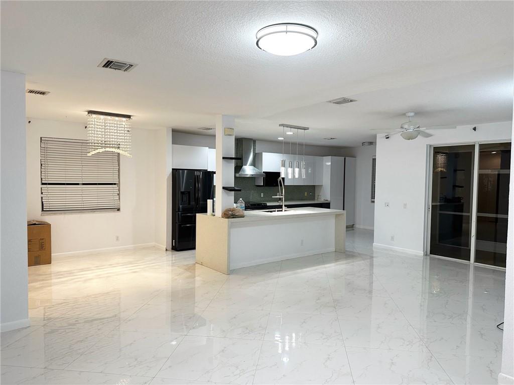 499 Conservation Dr