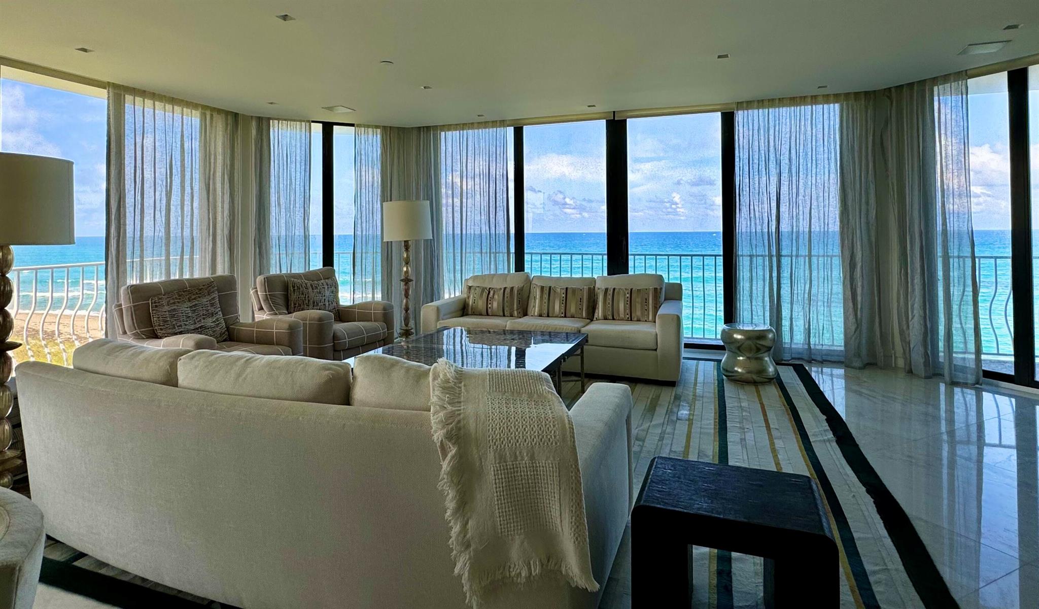 TWO THOUSAND CONDO - Residential