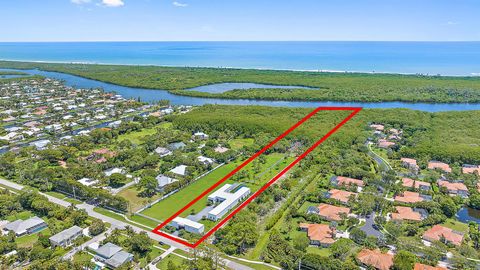 Photo of 9741 SE Gomez Avenue, Hobe Sound, FL 33455 (MLS # R11098636)