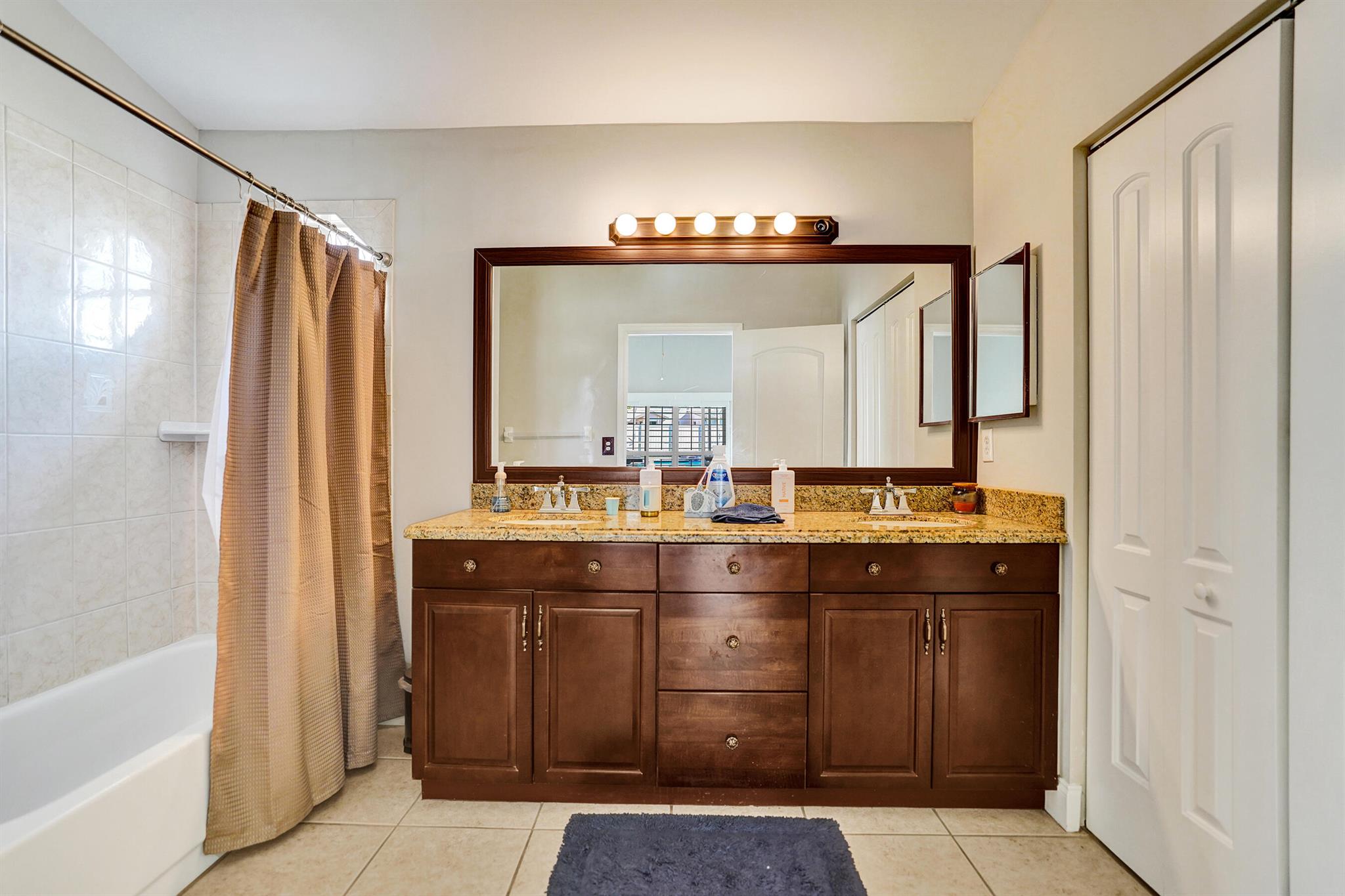 RAINBOW LAKES TR B PH 2 - Residential