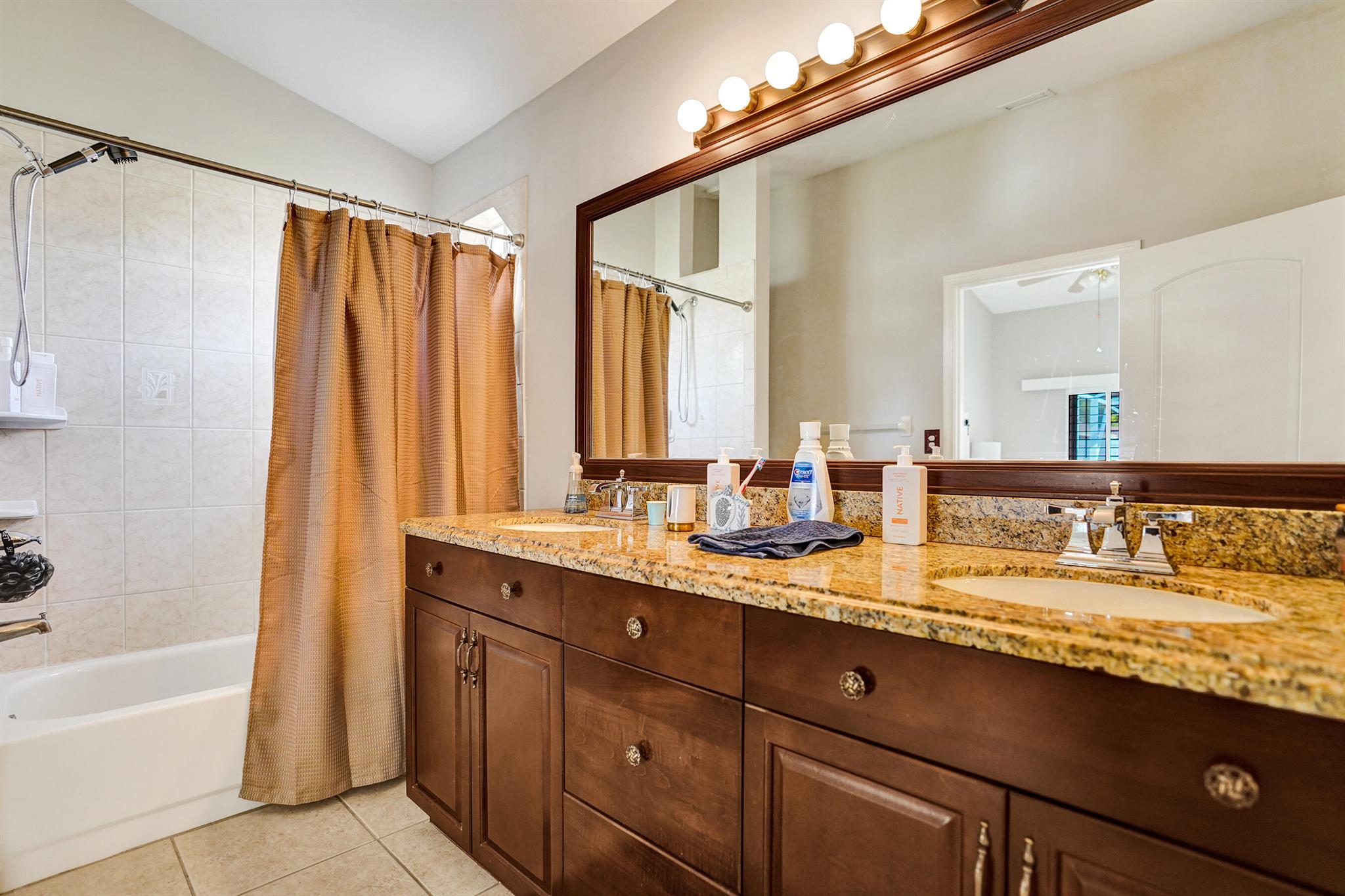 RAINBOW LAKES TR B PH 2 - Residential