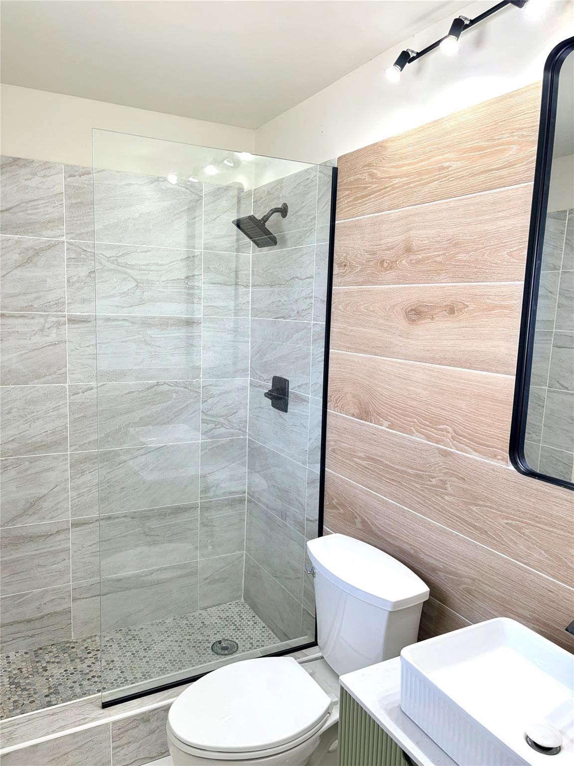 Paradise Gardens Sec 2 69 - Residential