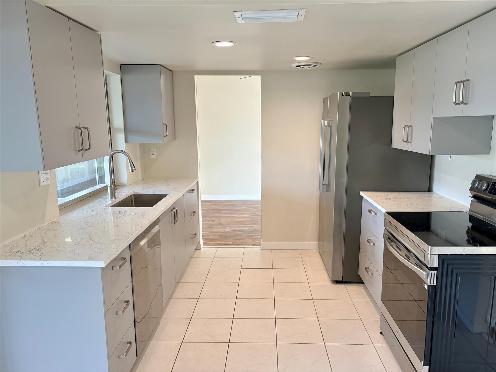 Paradise Gardens Sec 2 69 - Residential