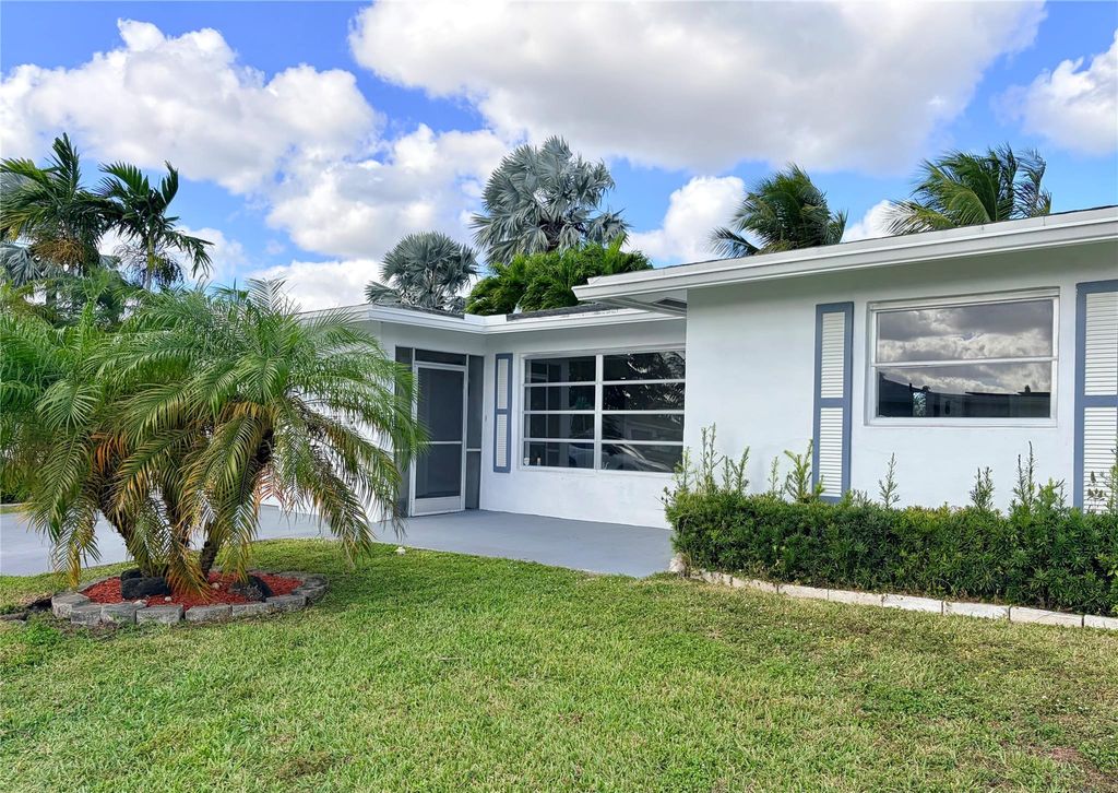 Photo of 6875 NW 15th St, Margate, FL 33063 (MLS # F10542224)