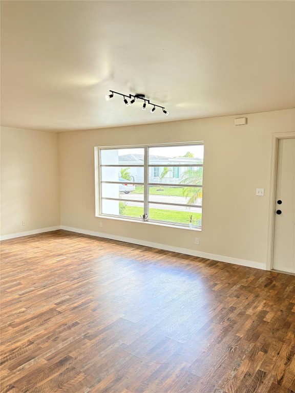 Paradise Gardens Sec 2 69 - Residential