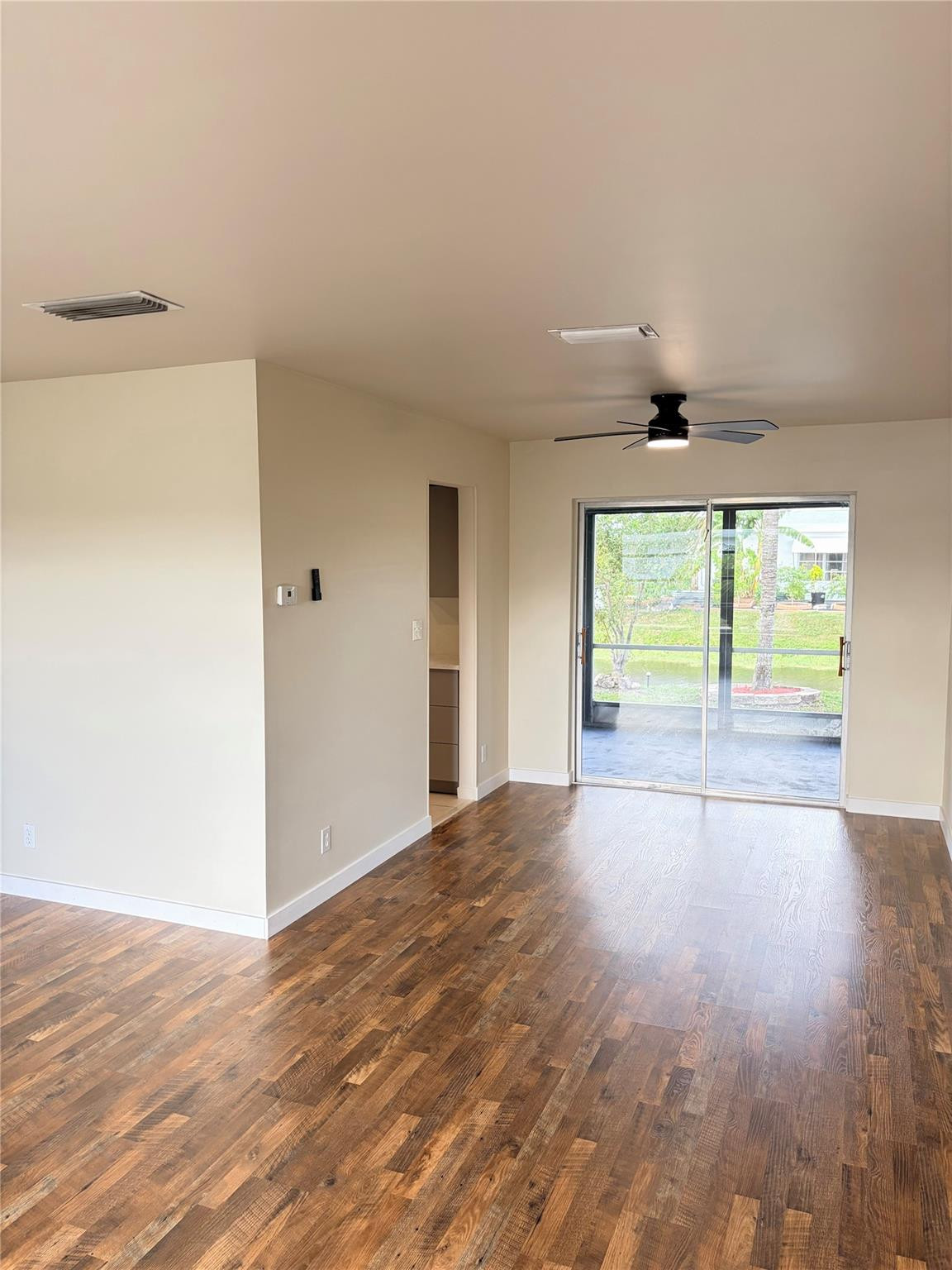 Paradise Gardens Sec 2 69 - Residential