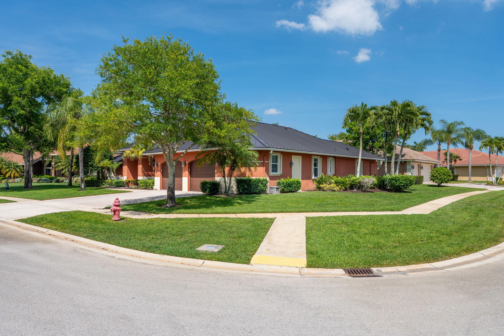 LAKEFIELD OF THE LANDINGS AT WELLINGTON 3A - Residential
