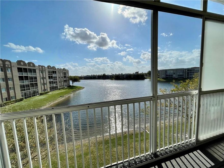Updated Waterfront 2-Bedroom, 2-Bathroom Condo in Southampton of Kings Point, an Exclusive Guard-Gated 55+ Community! Pristine Long Lake Views! Gorgeous Sunsets! Extra-Large Victoria Model with 1705 SF Under Air! Screened Terrace with Acrylic Sliders to Keep out the Rain. Huge Kitchen with Brand New Stainless Steel Appliances, Plenty of Cabinets and a Built-in Desk. Lots of Storage Space Throughout! Wait Until You See the Master Bedroom Walk-in Closet, which is 12' long! Laundry Room with Full-Sized Washer and Dryer. Southampton Offers a Pool with Clubhouse, Tennis Courts and Shuffle Boards. The 60,000 SF Kings Point Clubhouse is Across the Street which Features 100+ Social Clubs, Heated Indoor and Outdoor Pools, Tennis, Fitness, the Palace Theatre and More! Don't Miss Viewing This One!