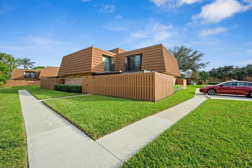 Photo of 2575 Garden Ct #2575, Cooper City, FL 33026 (MLS # F10415517)