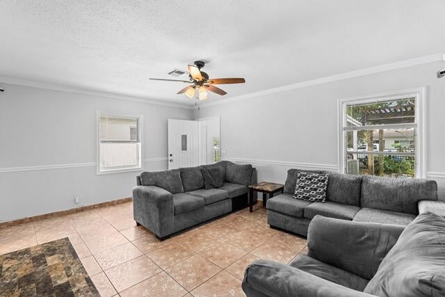 Photo of 1136 Magnolia Street, West Palm Beach, FL 33405 (MLS # R10966924)