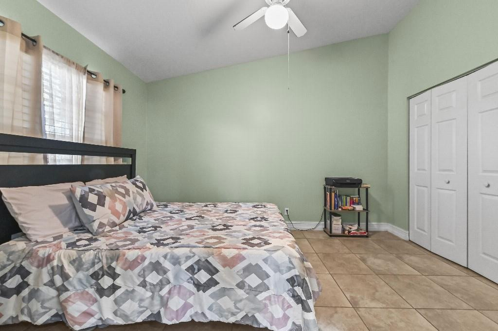 5160 Sabal Gardens Lane 1