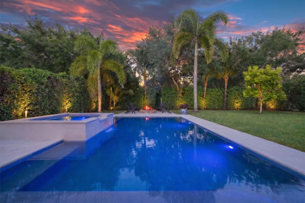 Photo of 3343 Duval Street, Jupiter, FL 33458 (MLS # B26028244)