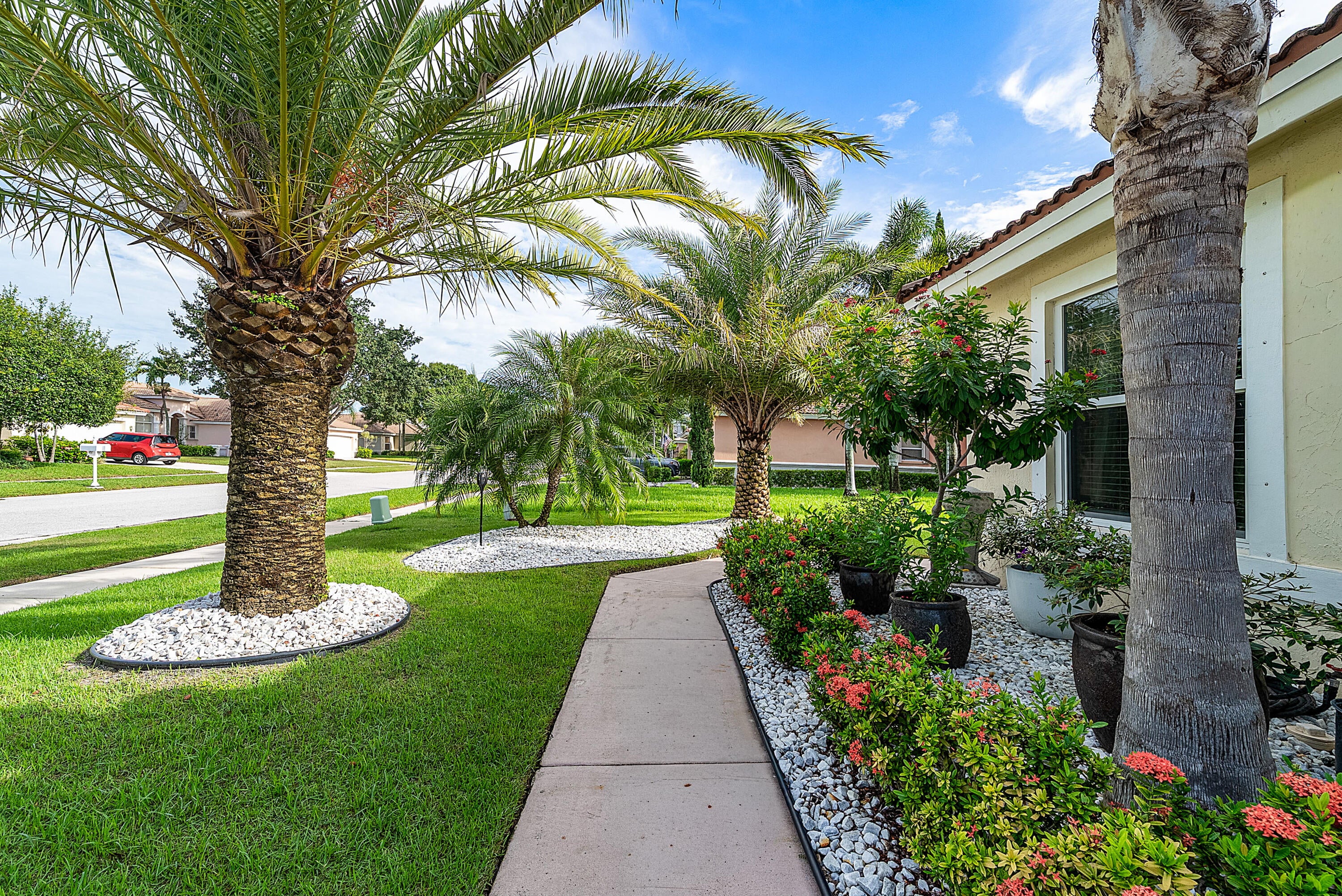 6734 Lake Nona Place, Lake Worth, FL, 33463/$689,900 4 6734 Lake Nona Place