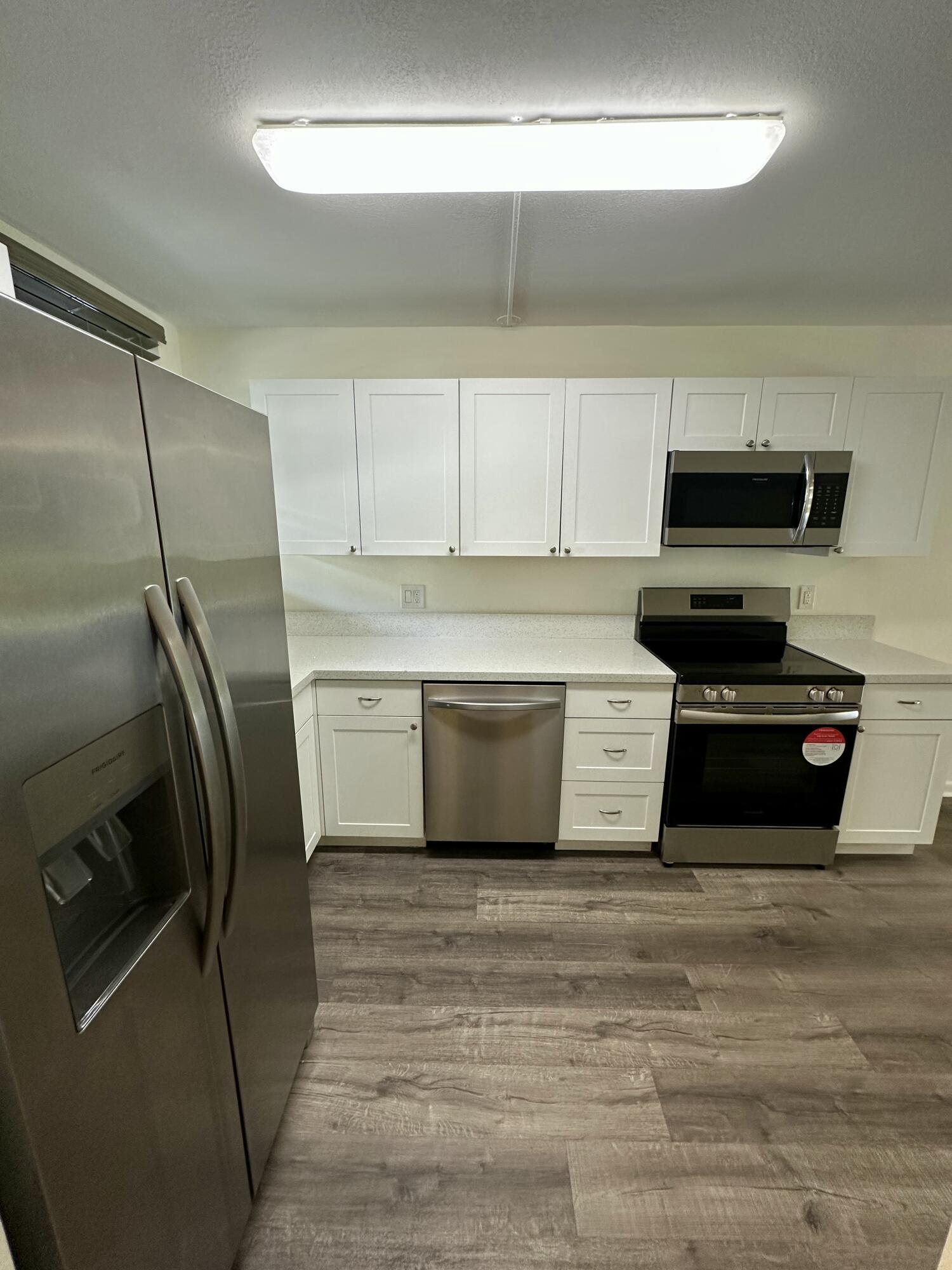 VILLAS AT MEADOW LAKES CONDO - Residential Lease