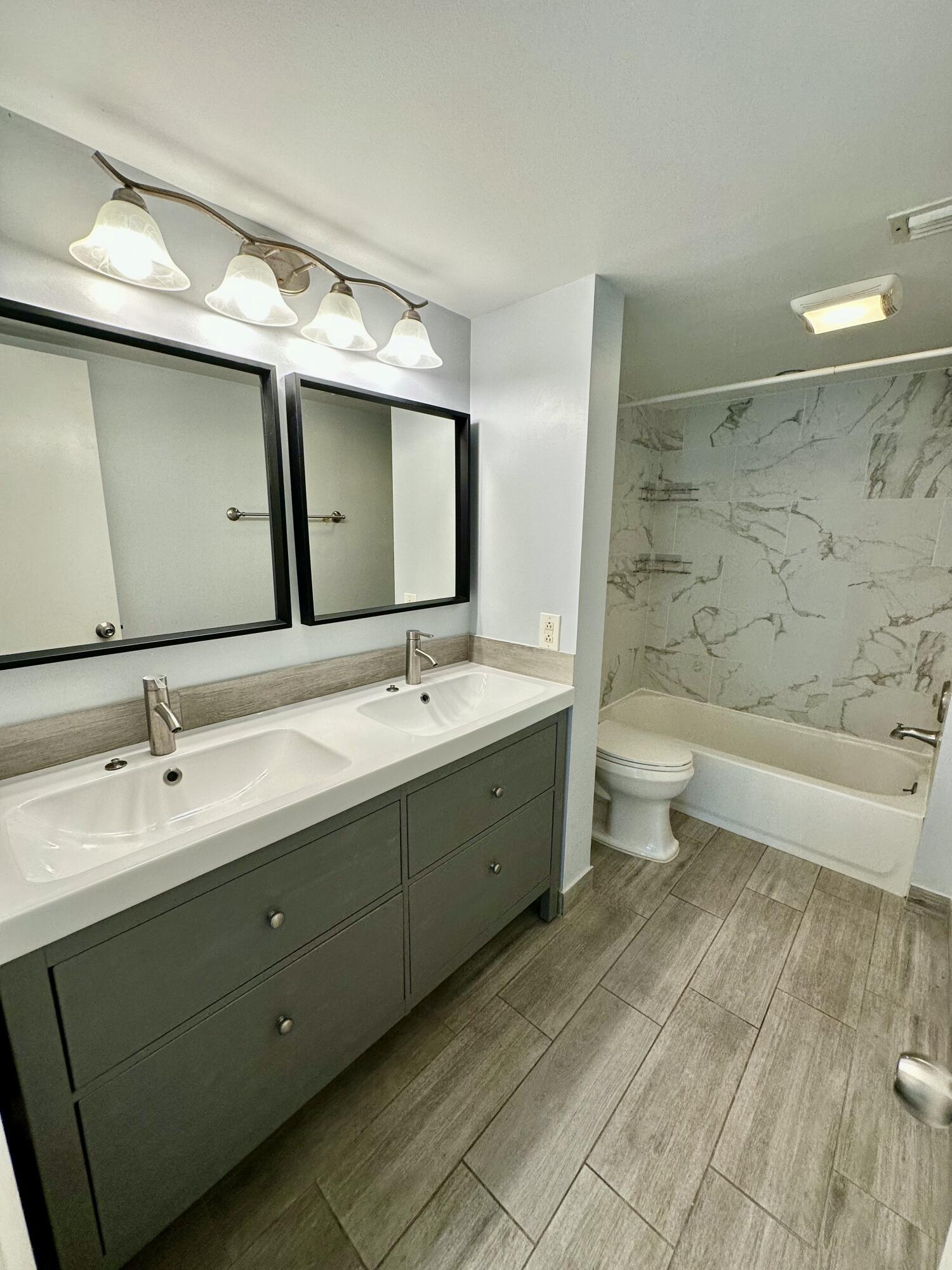 VILLAS AT MEADOW LAKES CONDO - Residential Lease