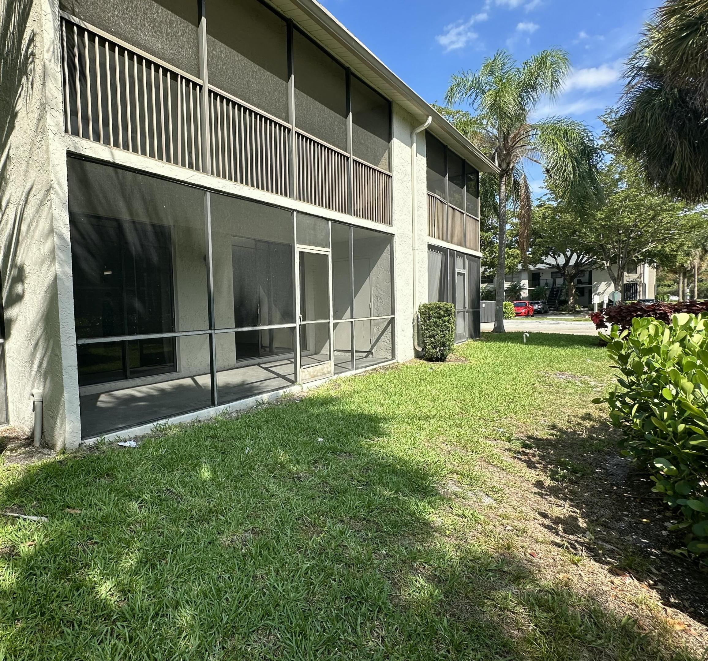 VILLAS AT MEADOW LAKES CONDO - Residential Lease