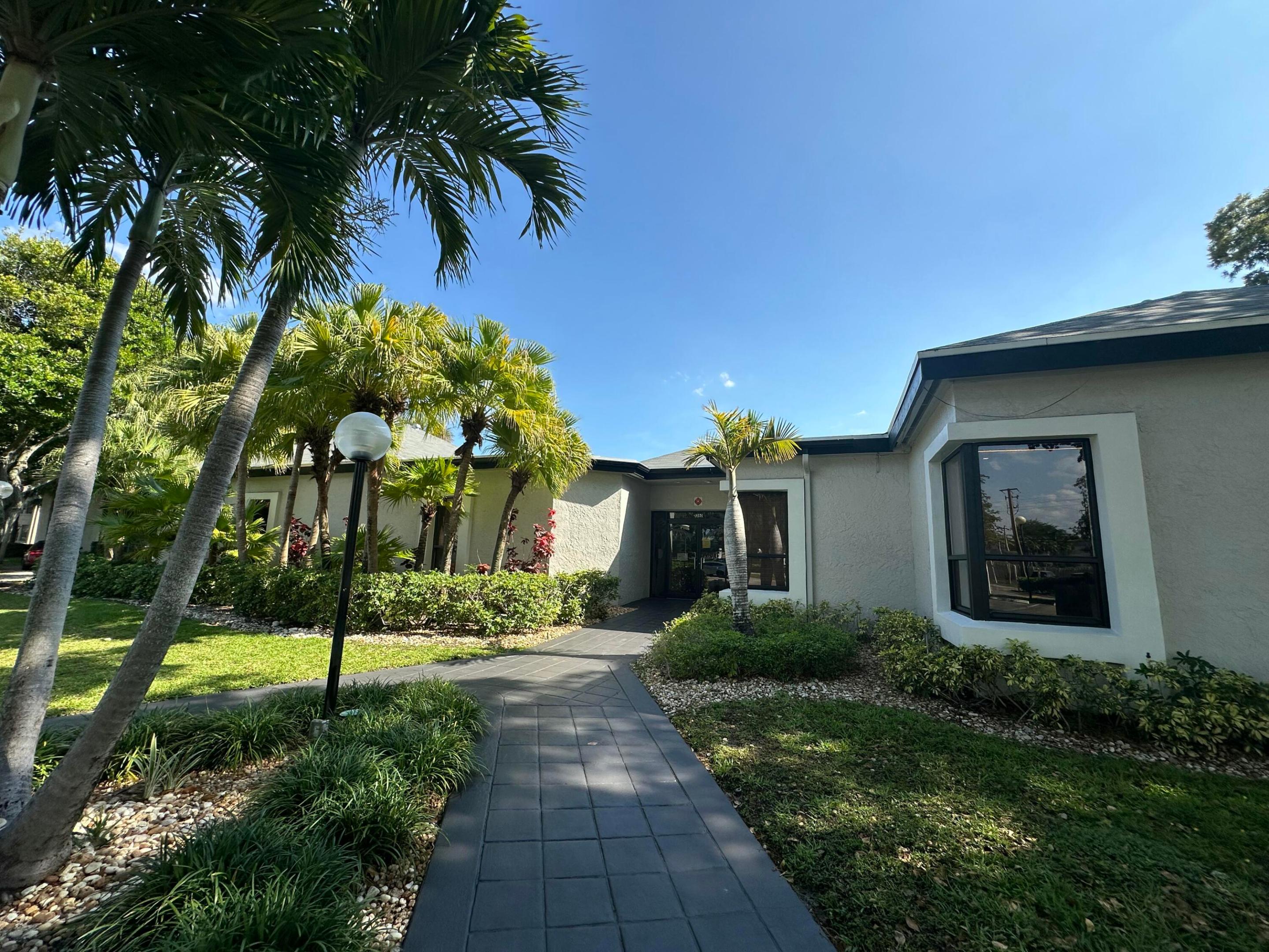 VILLAS AT MEADOW LAKES CONDO - Residential Lease