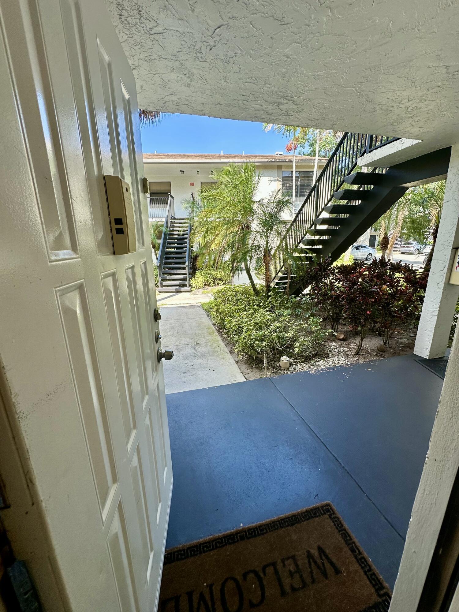 VILLAS AT MEADOW LAKES CONDO - Residential Lease