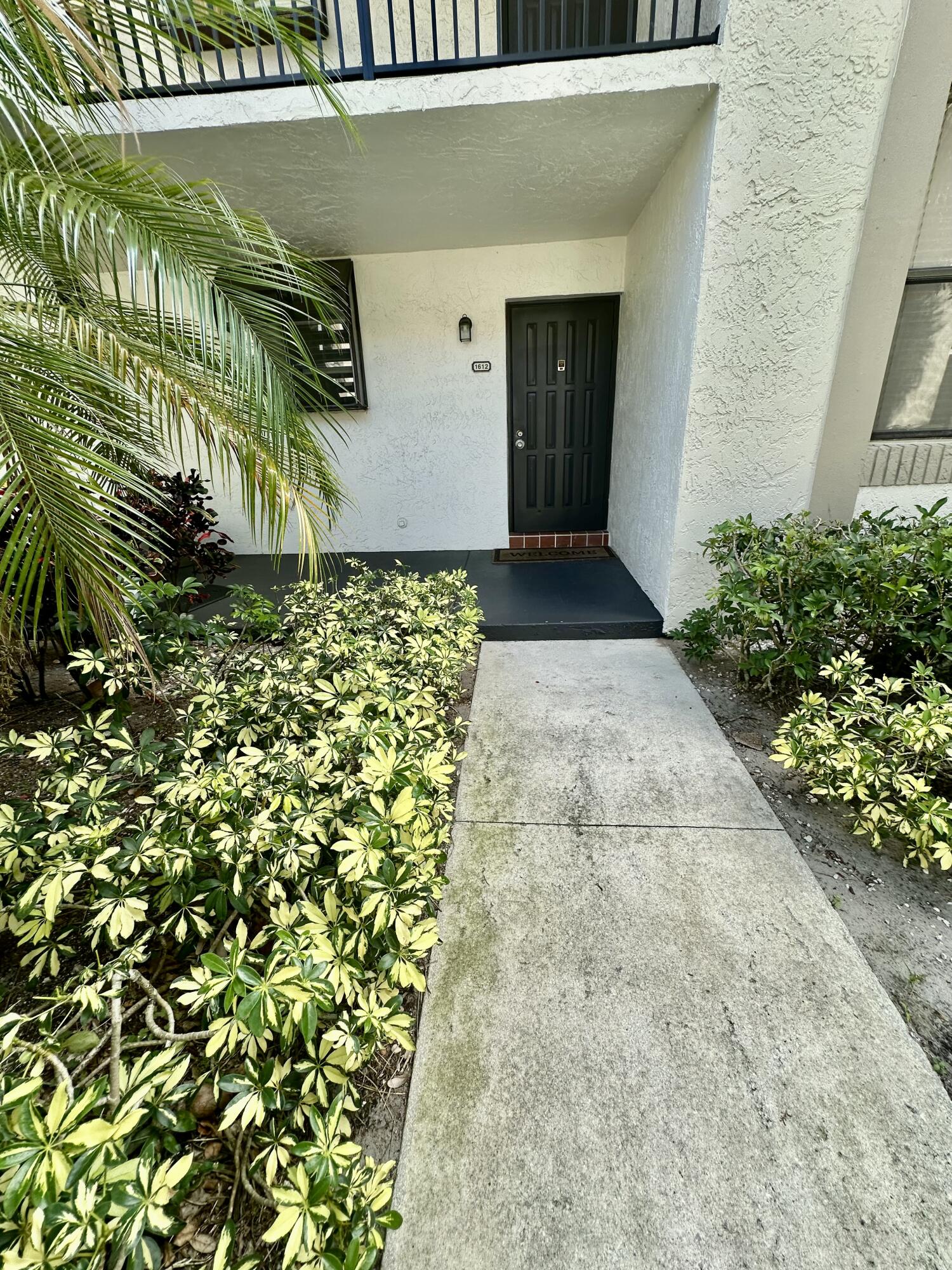 VILLAS AT MEADOW LAKES CONDO - Residential Lease