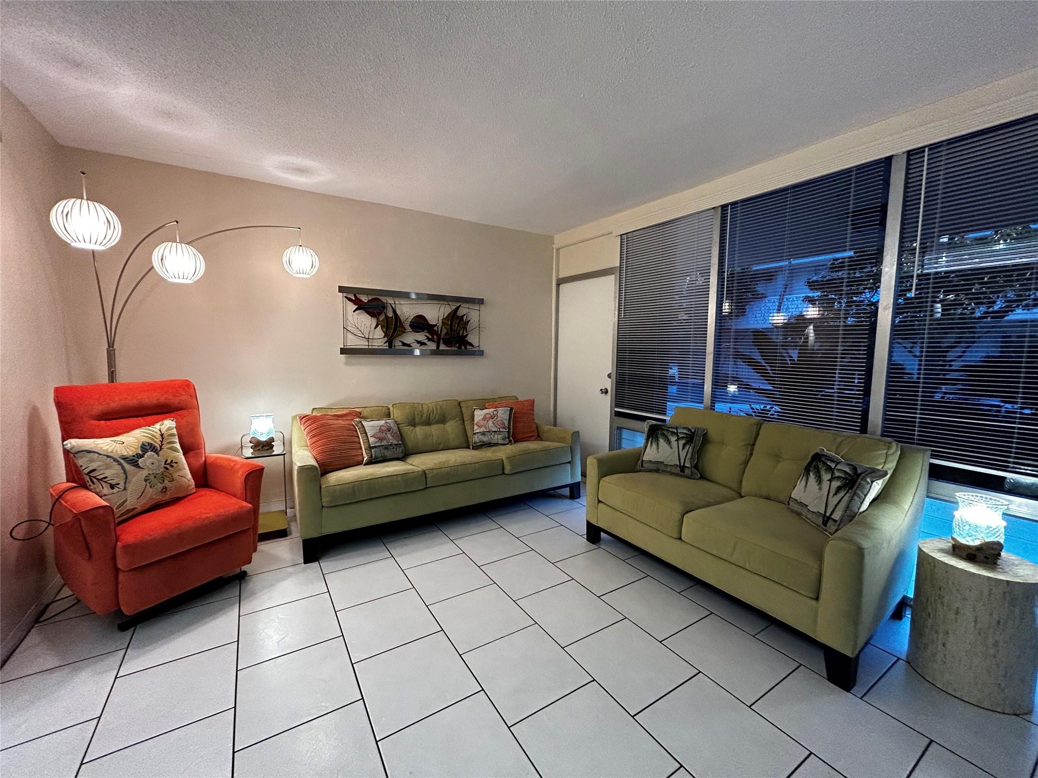 Poinciana 4630 Co-Op - Residential Lease