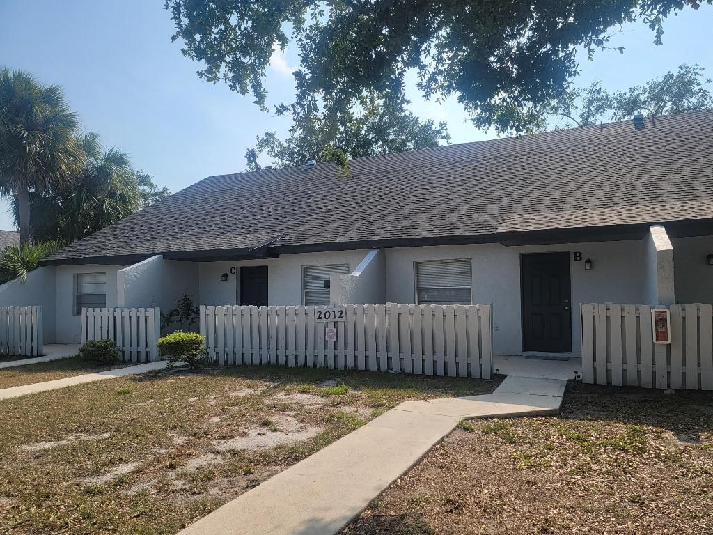 Photo of 2012 S 10th Street #Apt C, Fort Pierce, FL 34950 (MLS # R10989105)