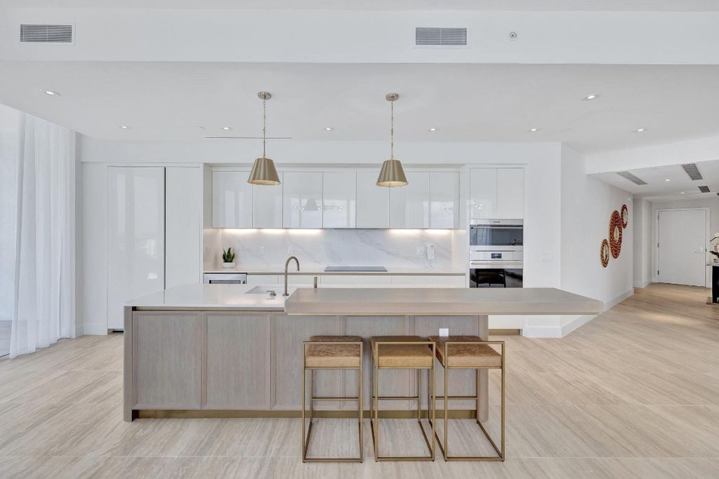 Photo of 525 N Fort Lauderdale Beach Boulevard #1904, Fort Lauderdale, FL 33304 (MLS # F10497027)