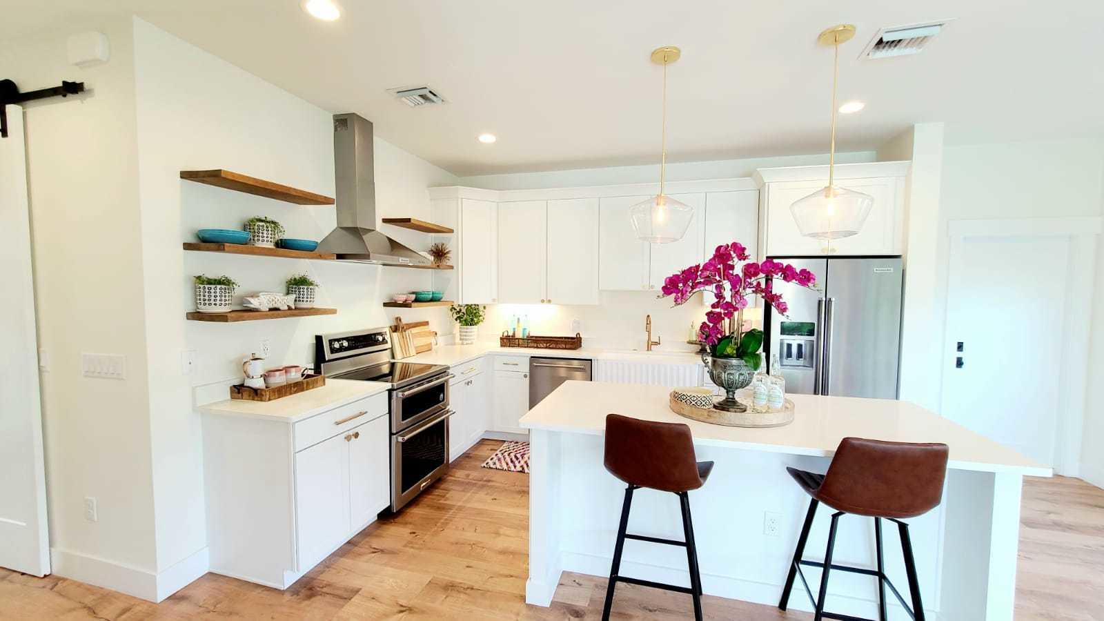 SUNDY & TENBROOK - Residential