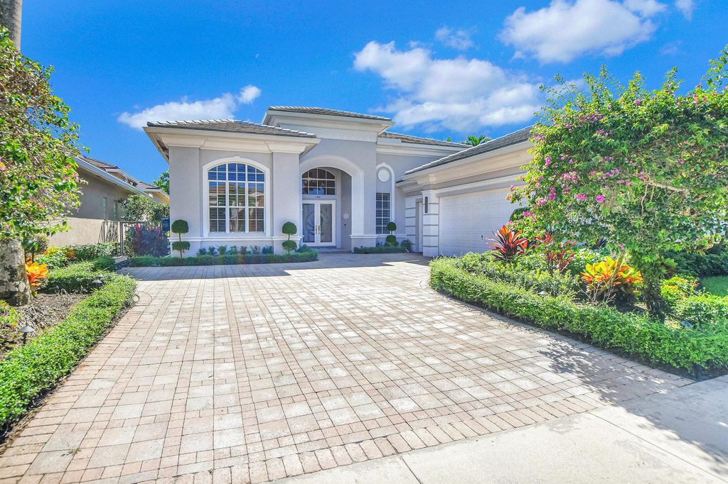 Photo of 7644 Bella Verde Way, Delray Beach, FL 33446 (MLS # R10928736)