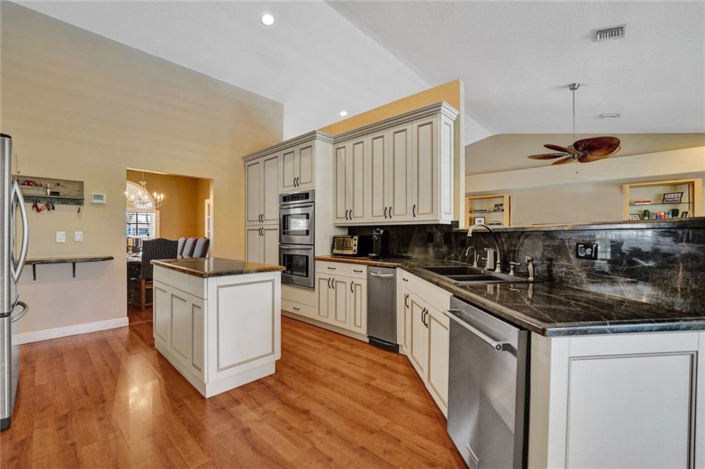 DAVIE COUNTRY ESTATES 144 - Residential