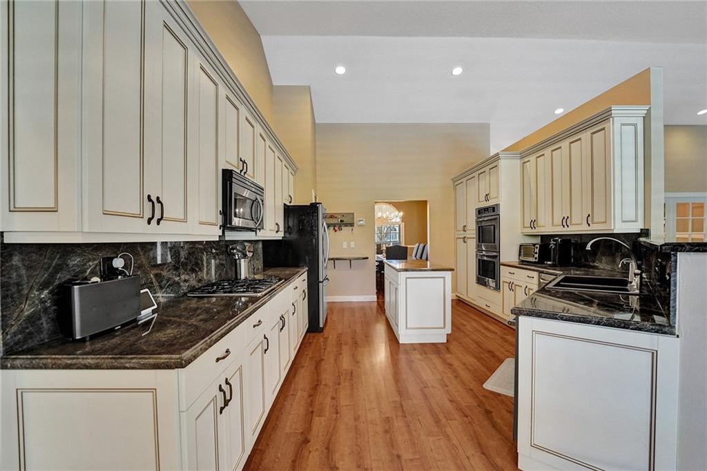 DAVIE COUNTRY ESTATES 144 - Residential