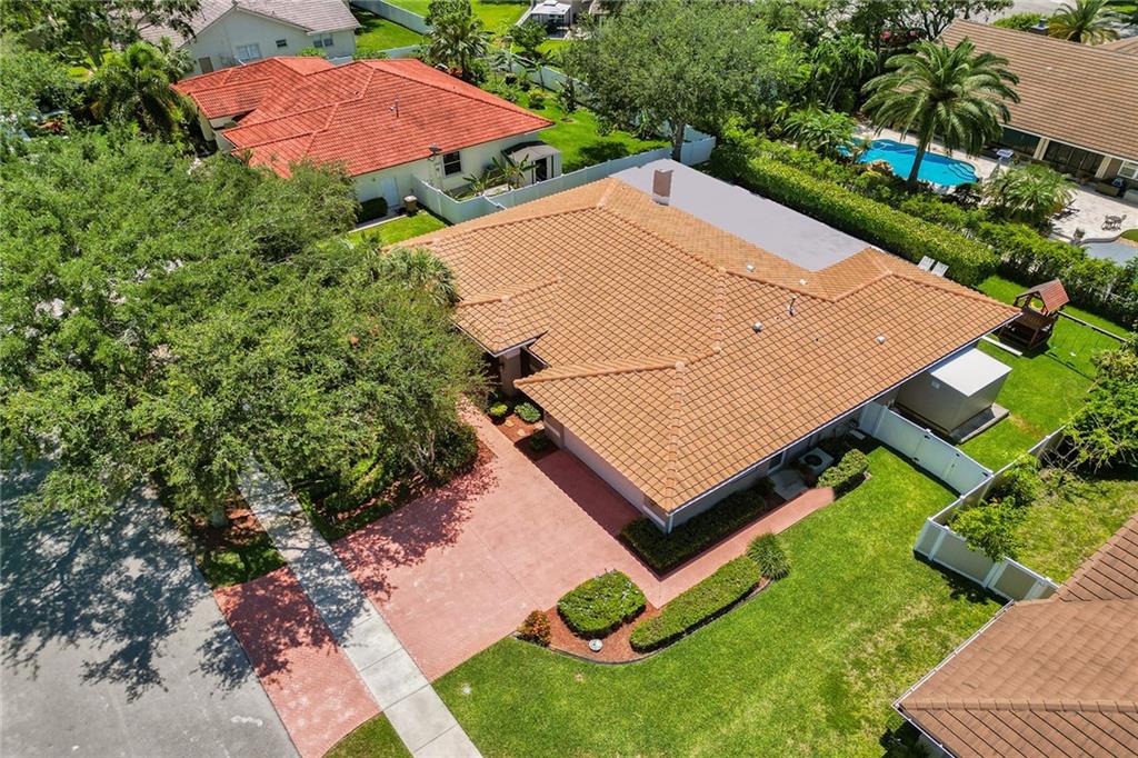 DAVIE COUNTRY ESTATES 144 - Residential