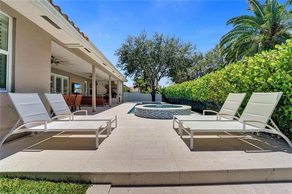 DAVIE COUNTRY ESTATES 144 - Residential