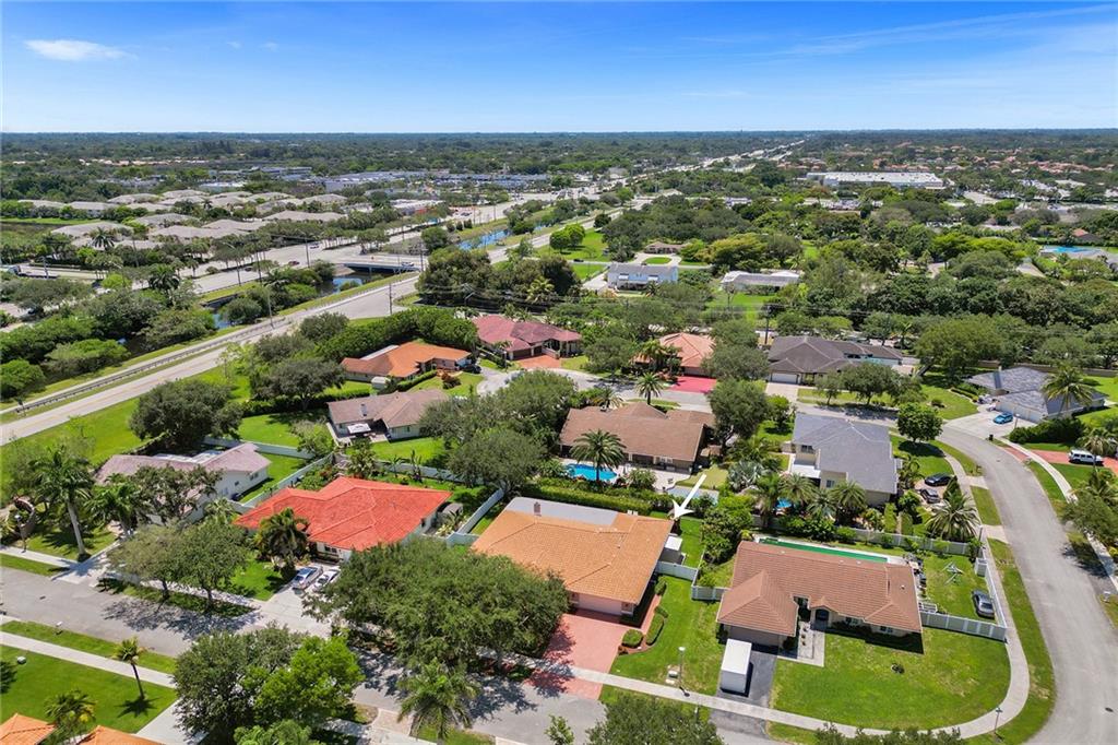 DAVIE COUNTRY ESTATES 144 - Residential