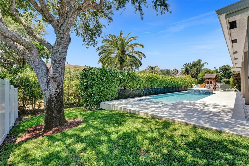 DAVIE COUNTRY ESTATES 144 - Residential