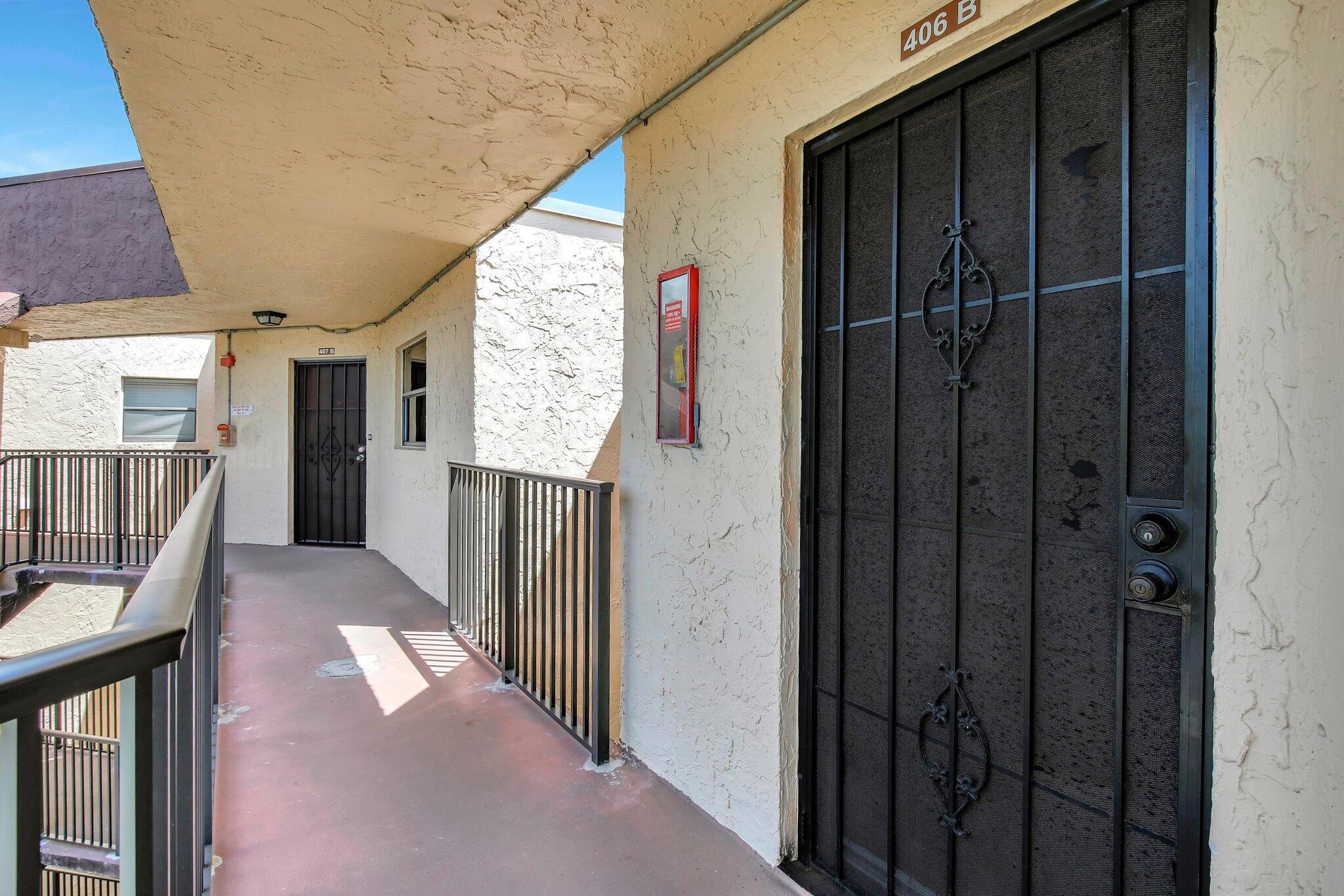 6855 W Broward Boulevard 406