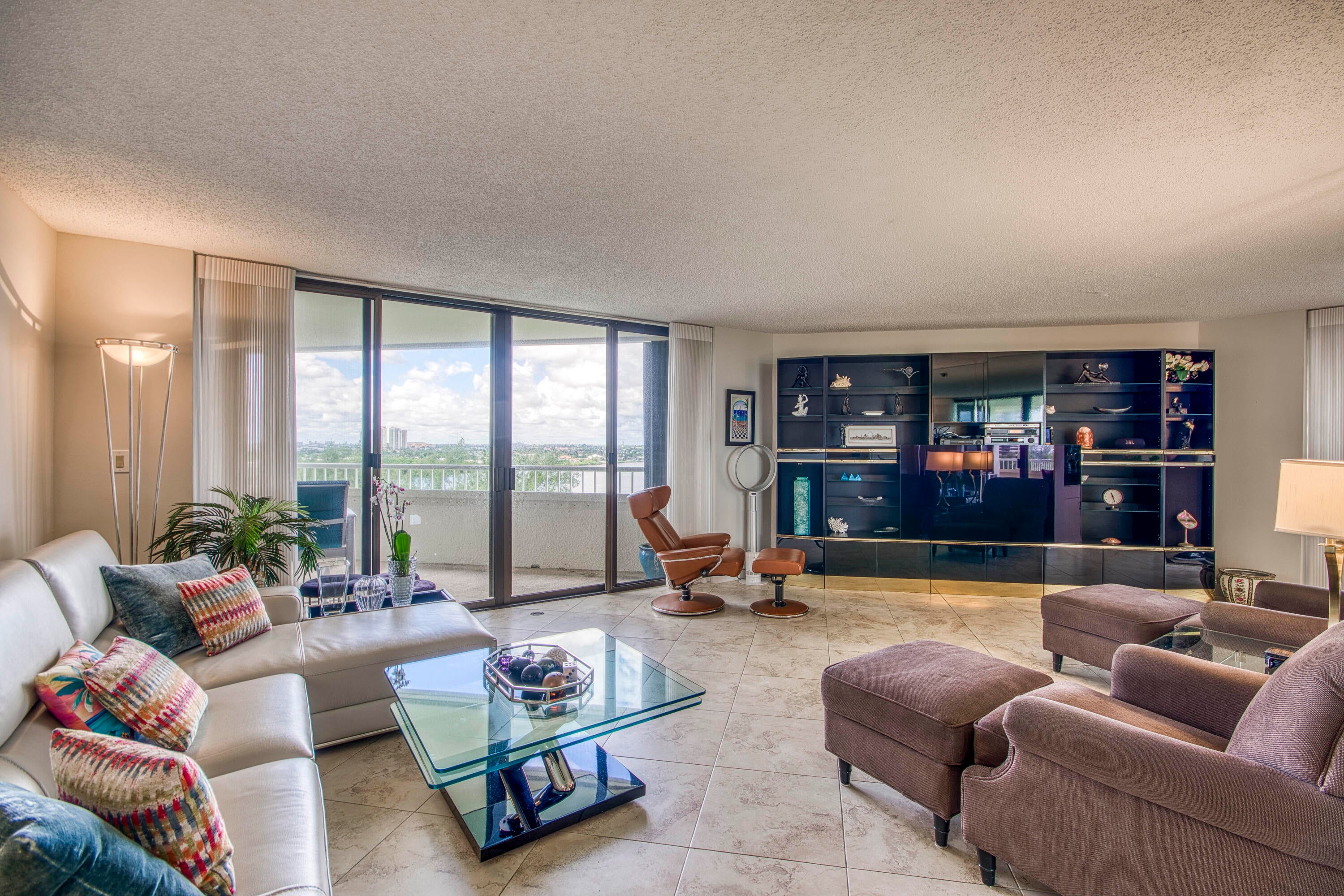 5070 N Ocean Drive 5C