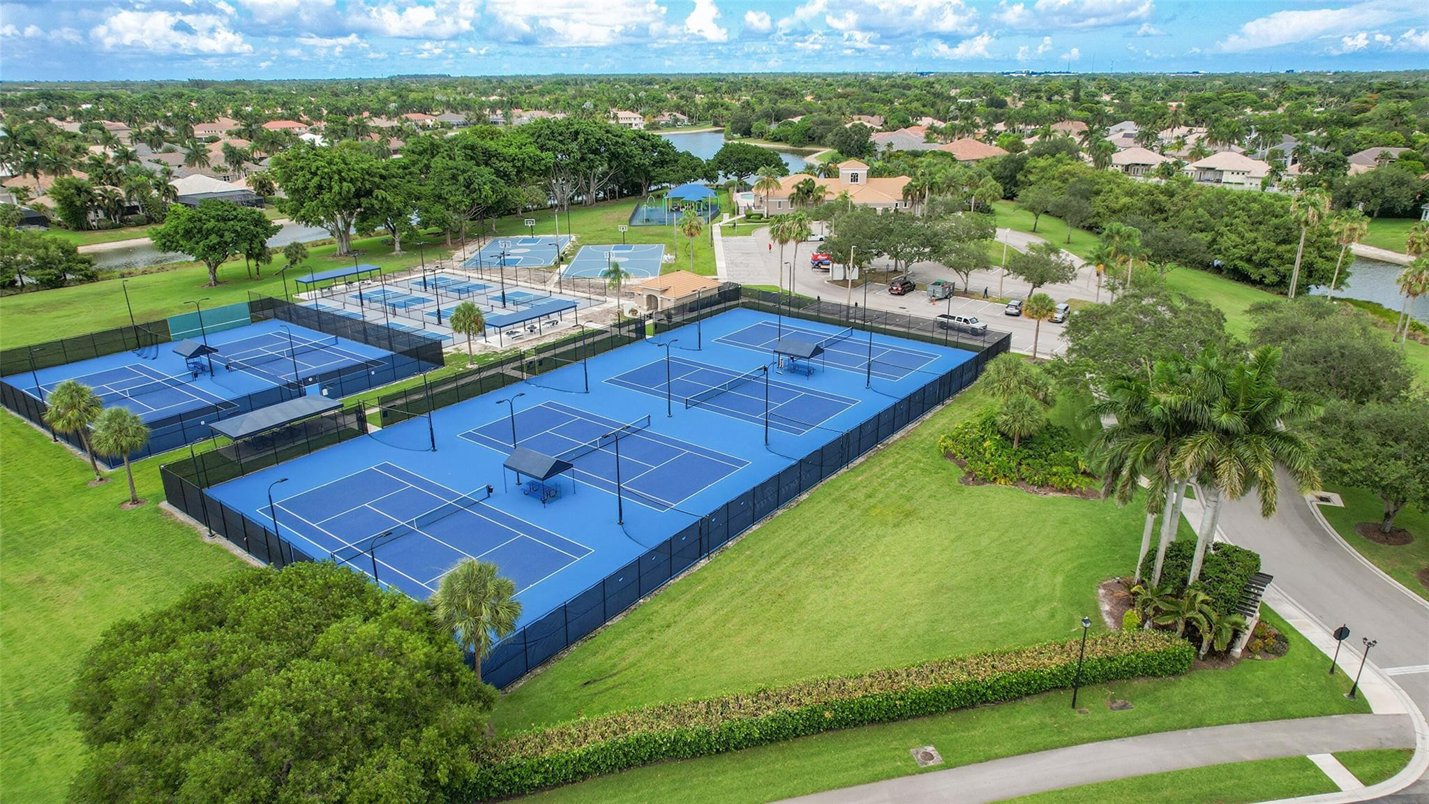 BOCA FALLS PAR J - Residential Lease