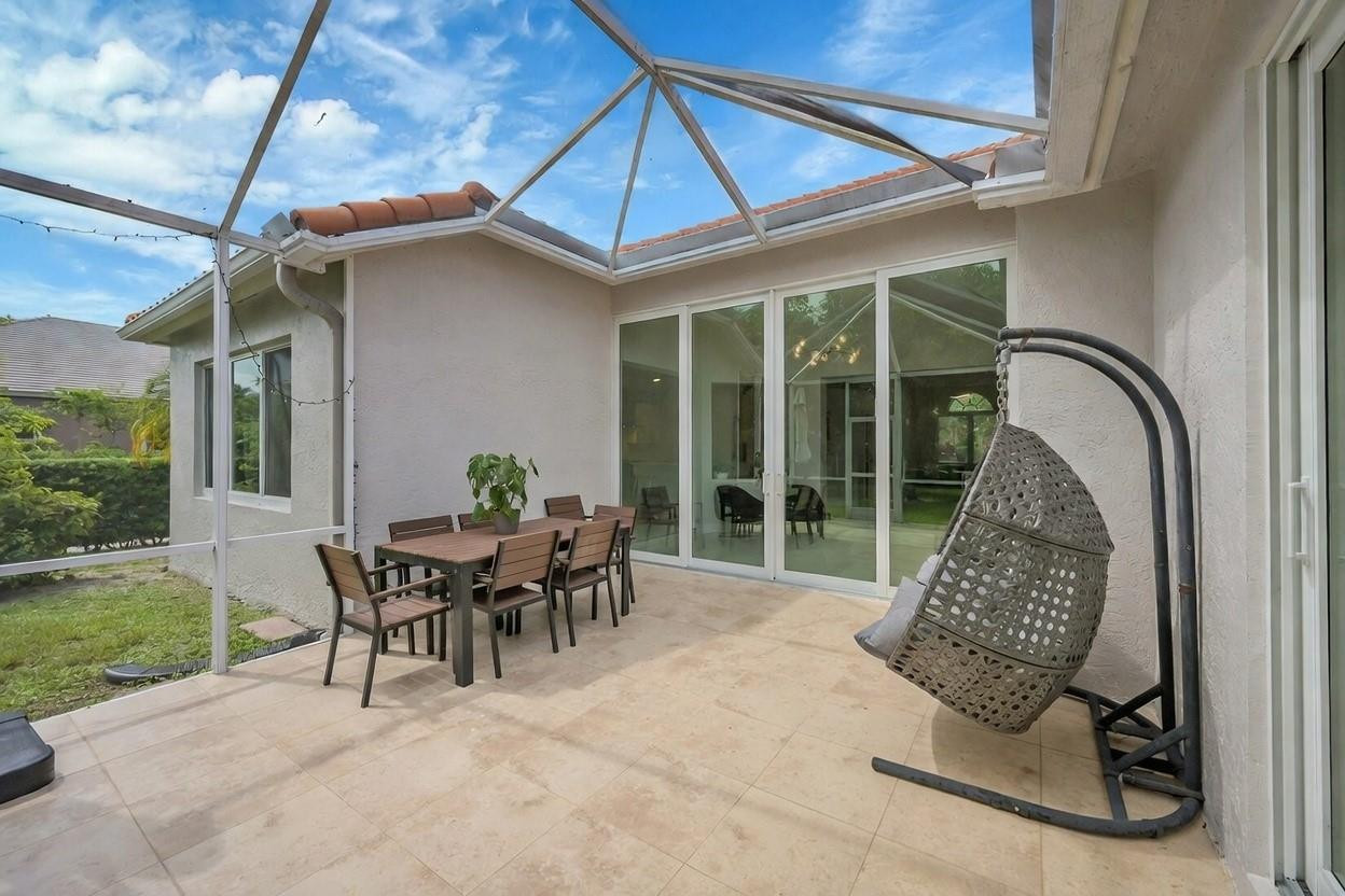 BOCA FALLS PAR J - Residential Lease