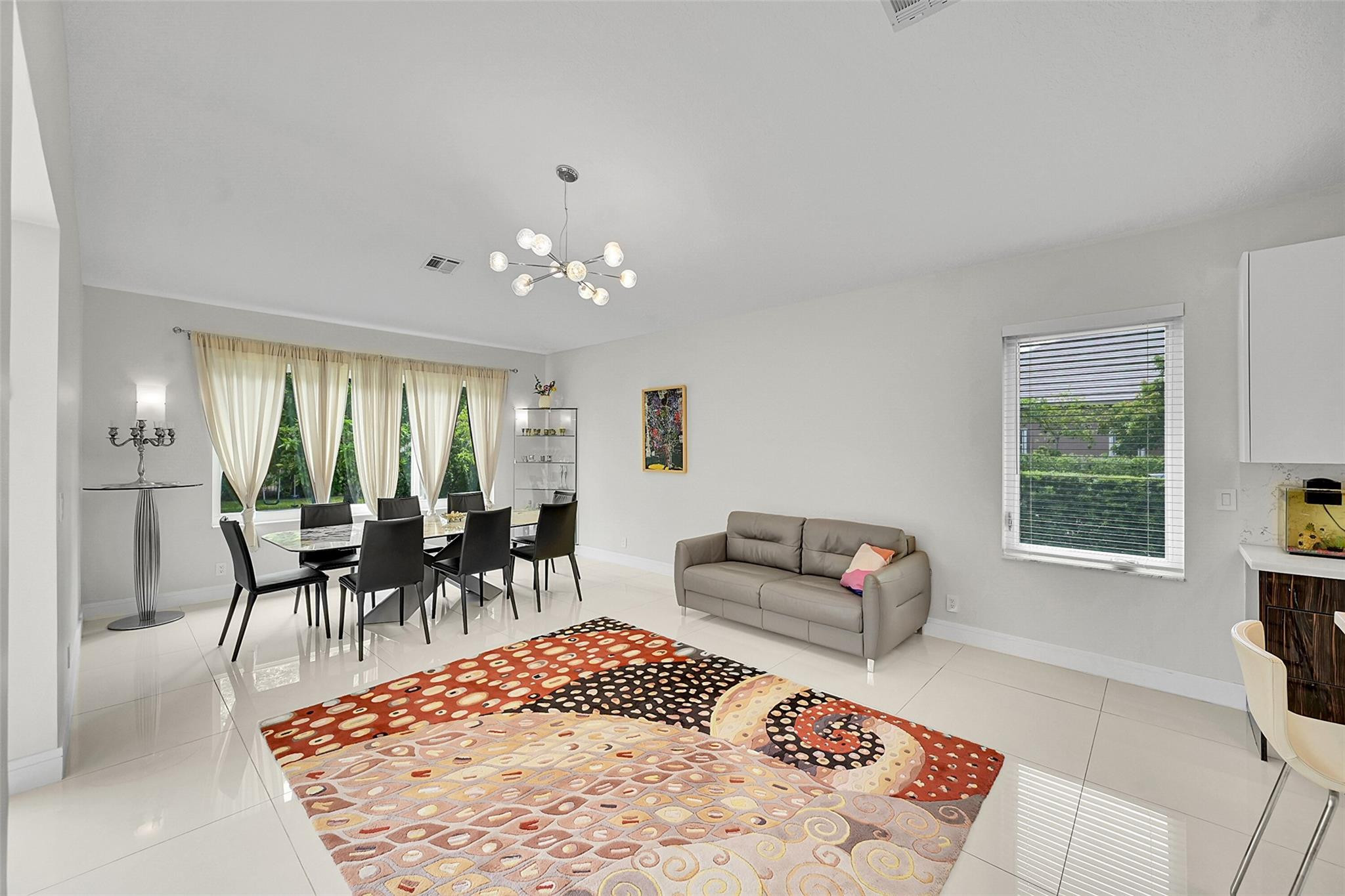 BOCA FALLS PAR J - Residential Lease