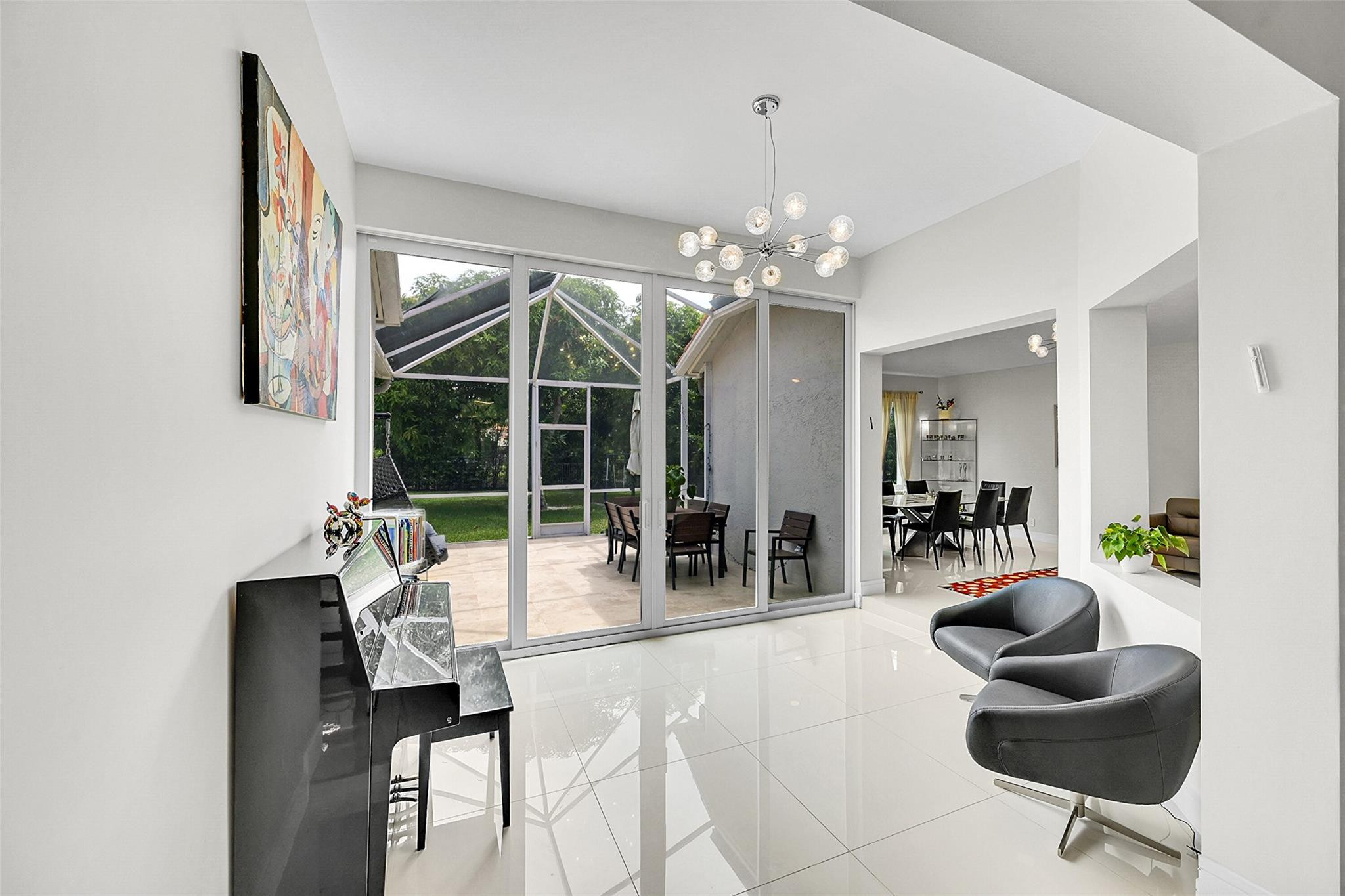 BOCA FALLS PAR J - Residential Lease