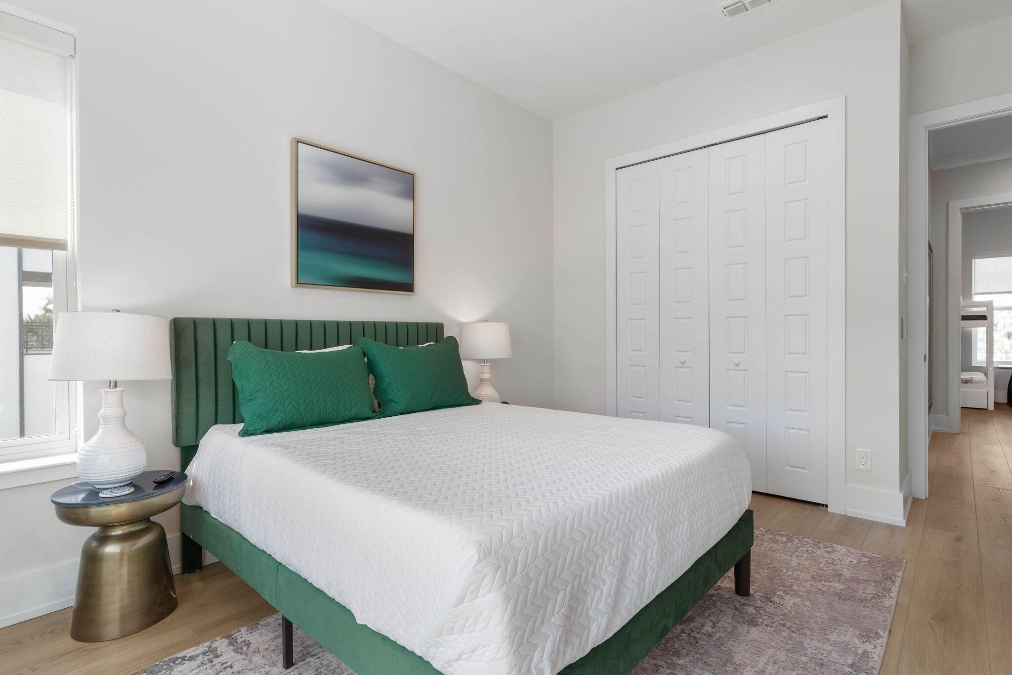 HAMMOCK MOORINGS NORTH - Residential Lease