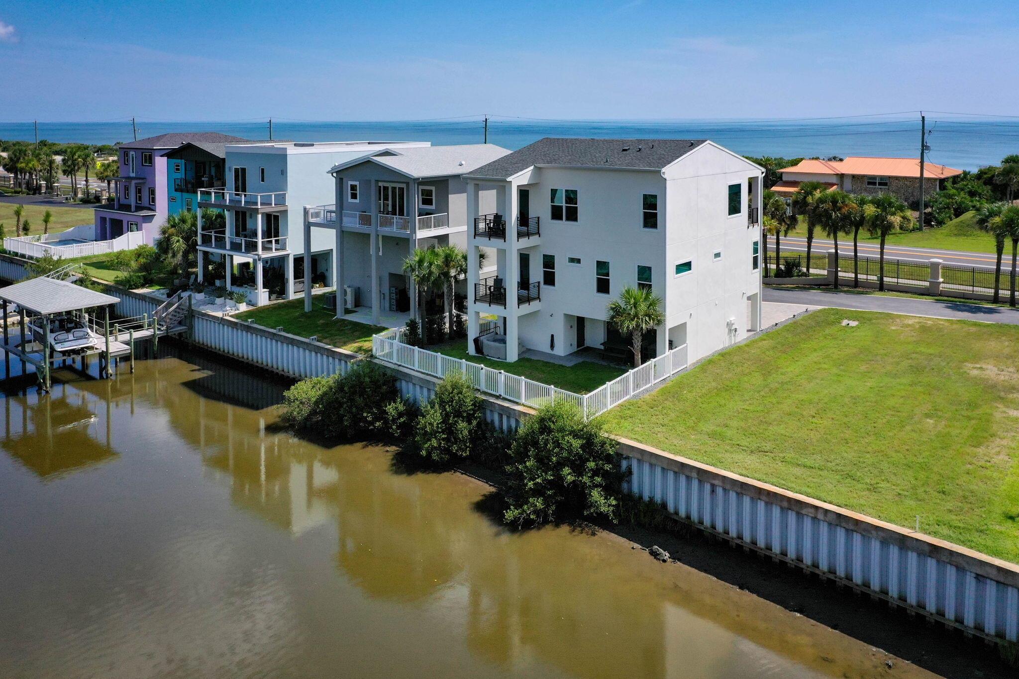 HAMMOCK MOORINGS NORTH - Residential Lease