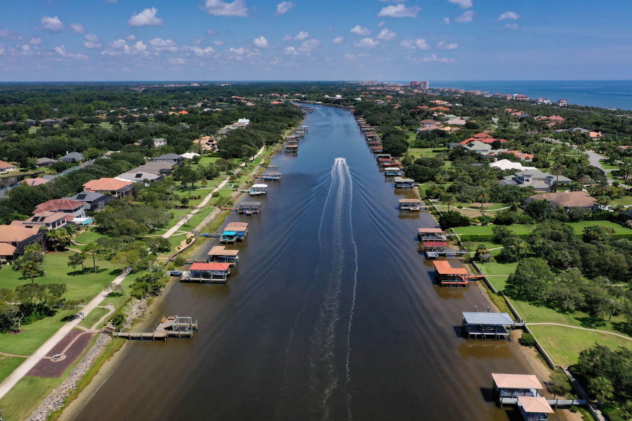 HAMMOCK MOORINGS NORTH - Residential Lease