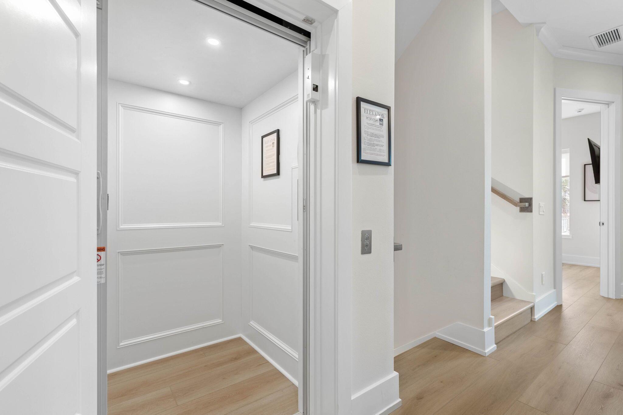 HAMMOCK MOORINGS NORTH - Residential Lease