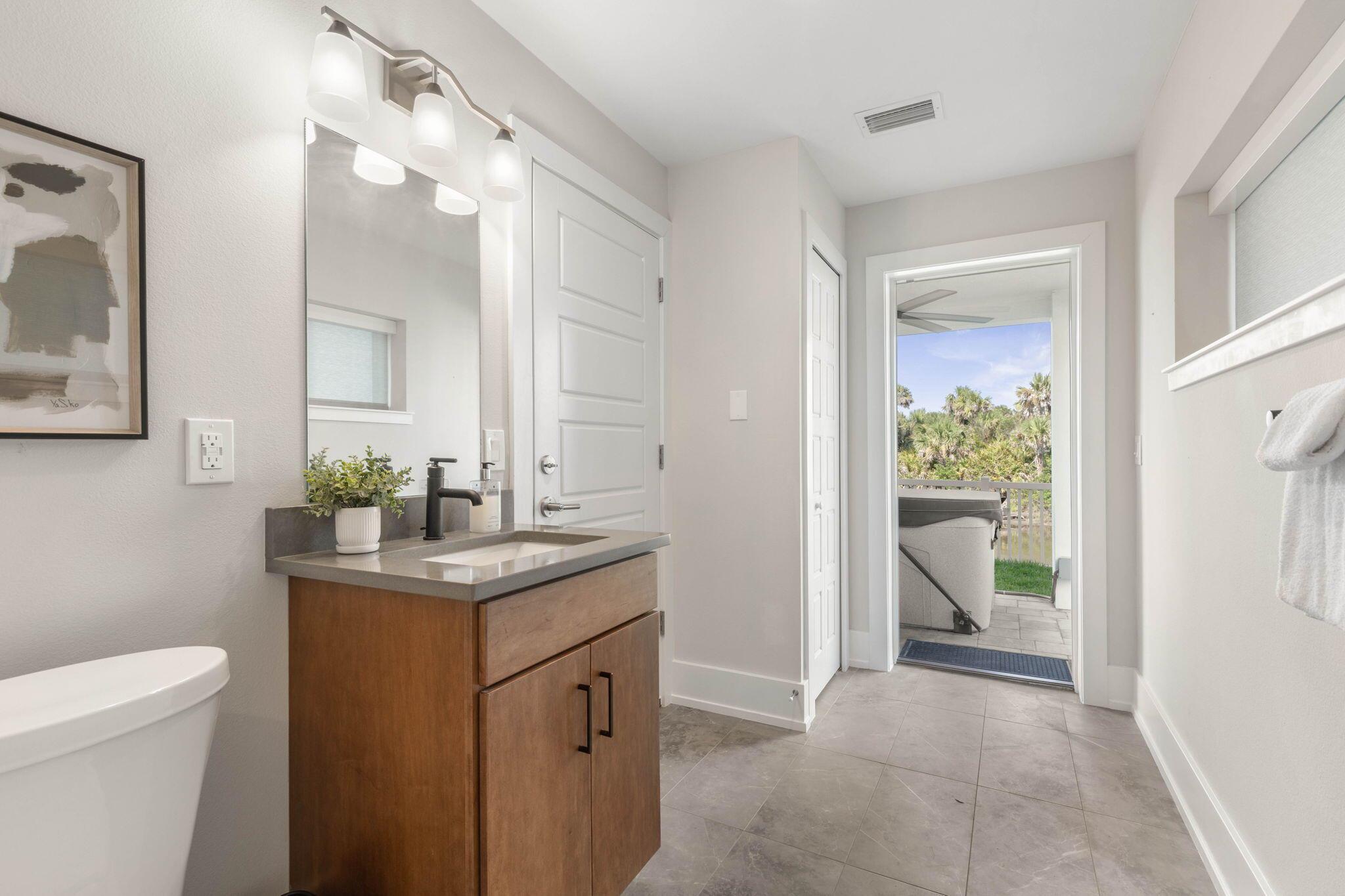 HAMMOCK MOORINGS NORTH - Residential Lease