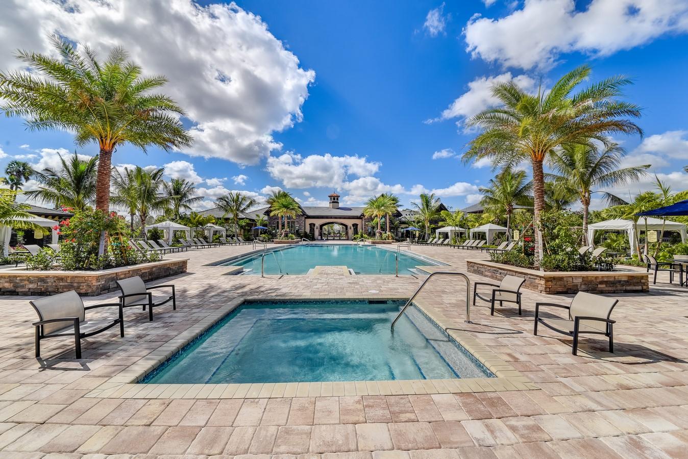 PALM MEADOWS ESTATES - Residential